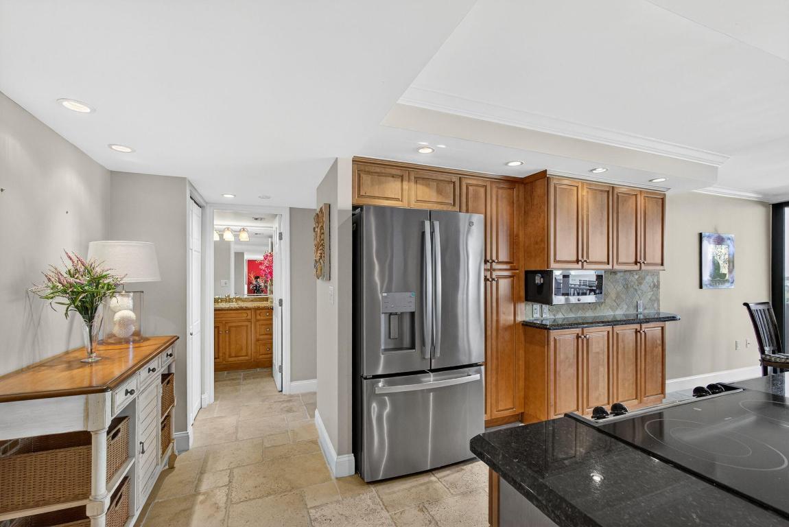 4200 N Ocean Drive 2-406