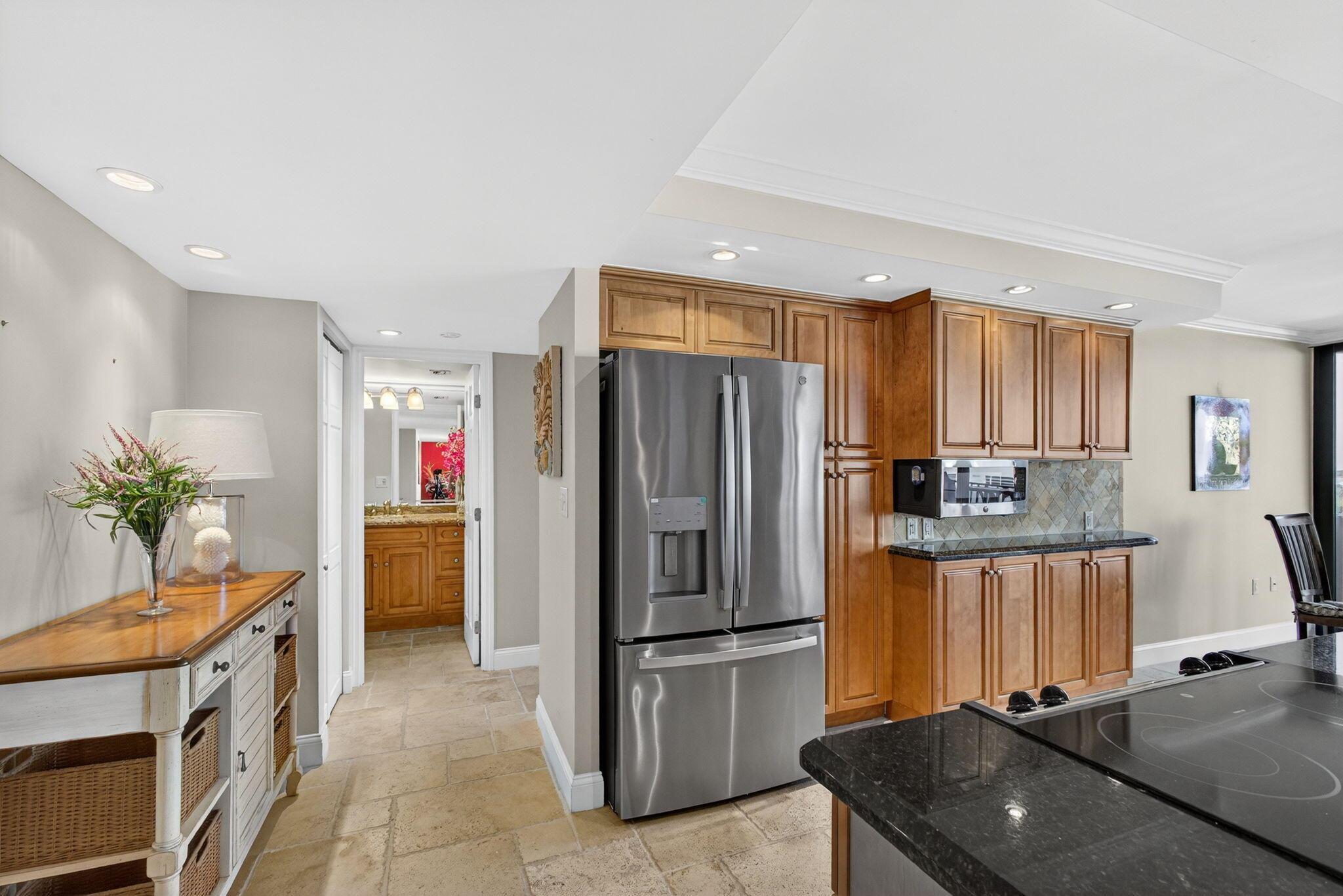 4200 N Ocean Drive N 2-406