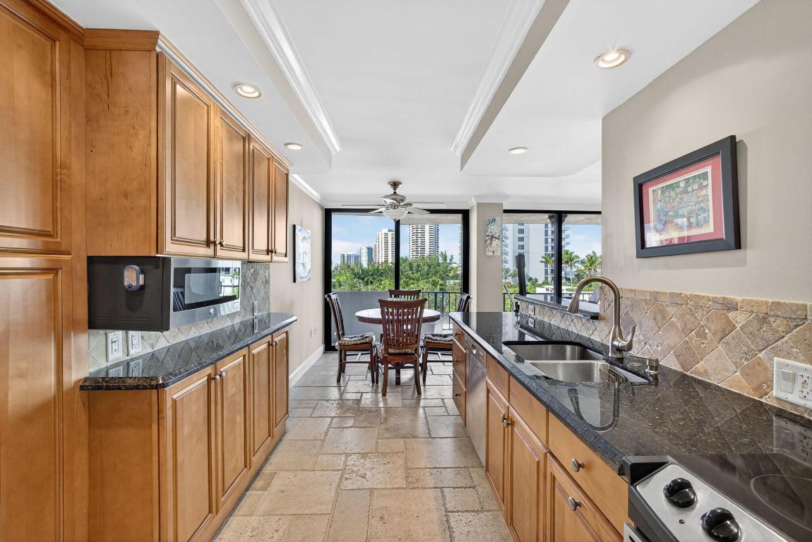 4200 N Ocean Drive 2-406