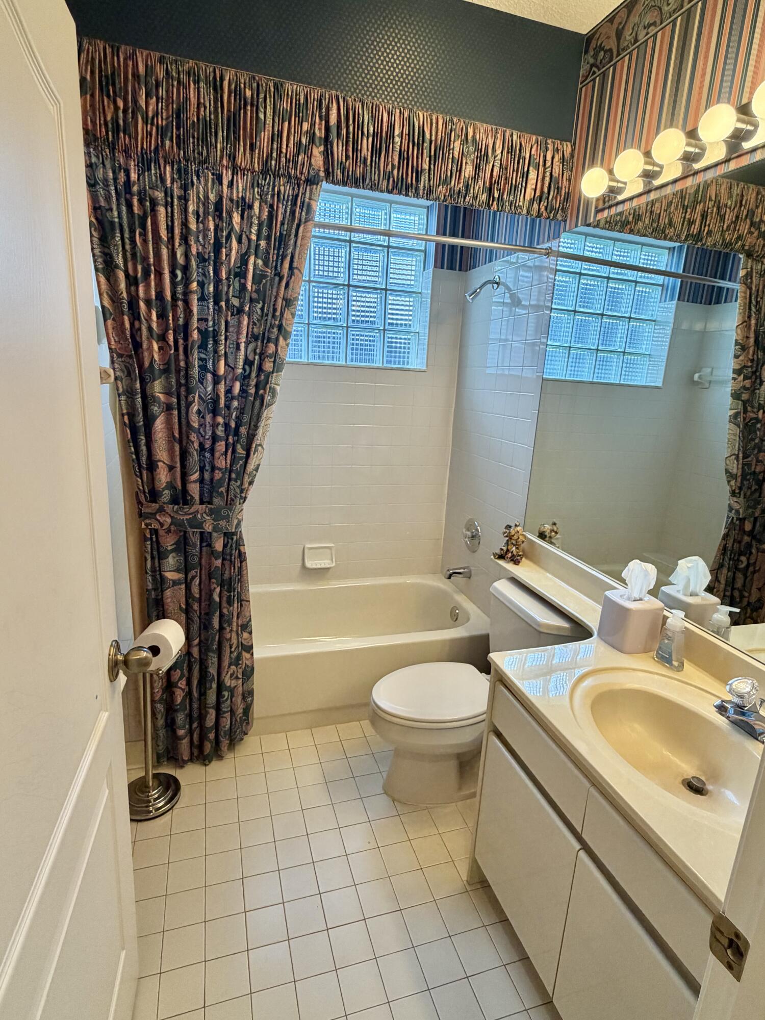 PGA RESORT COMMUNITY OF EAGLETON 2 - Residential