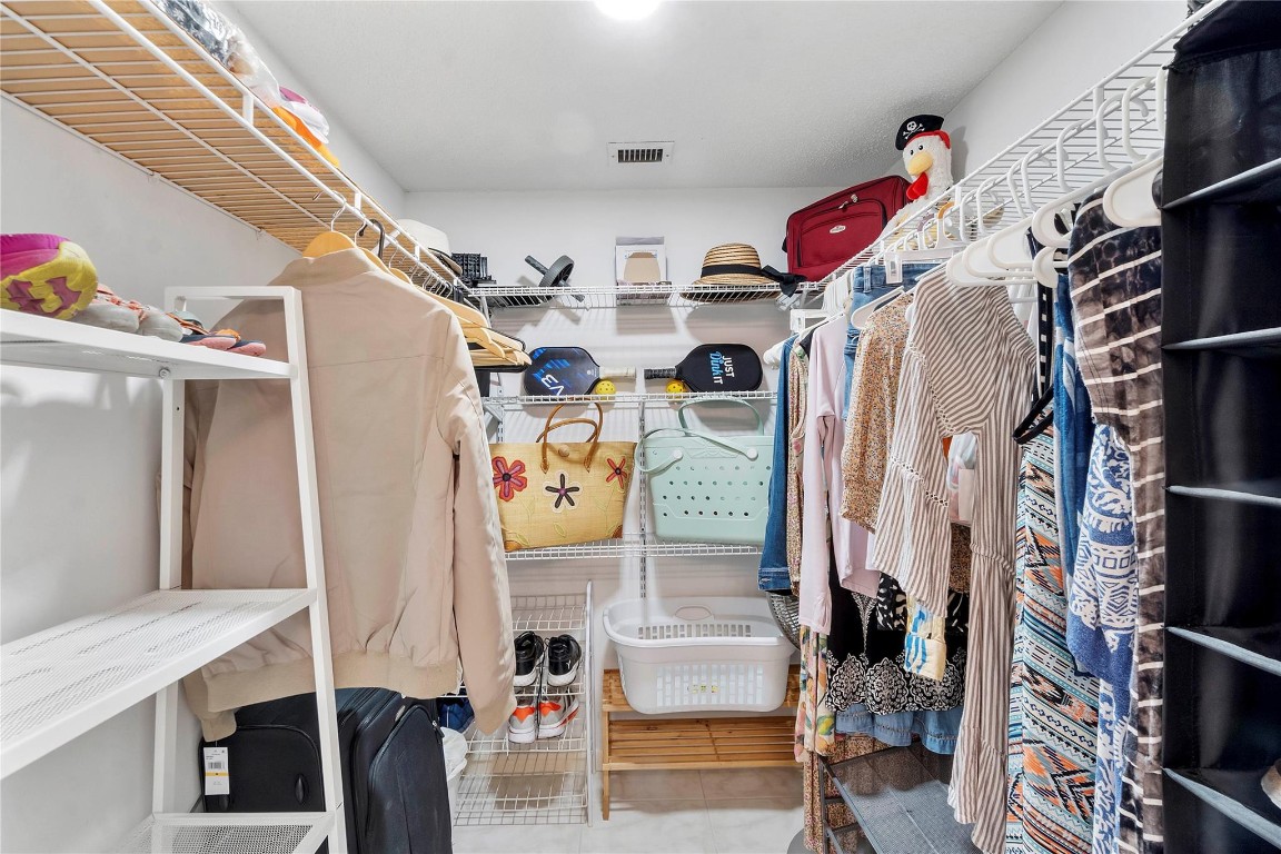 MEADOWRIDGE CONDOS - Residential