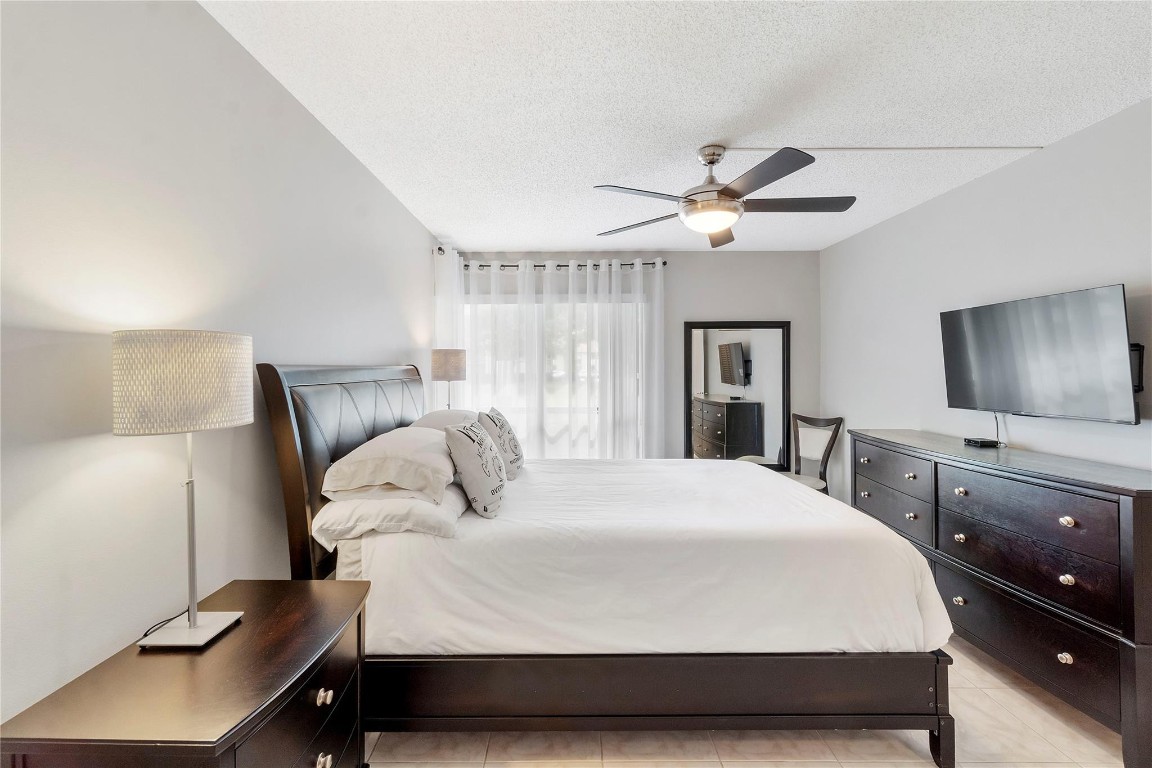 MEADOWRIDGE CONDOS - Residential