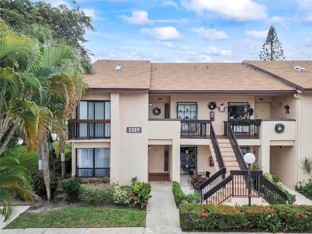 Photo of 2289 SW 15th Street #129, Deerfield Beach, FL 33442 (MLS # F10544398)