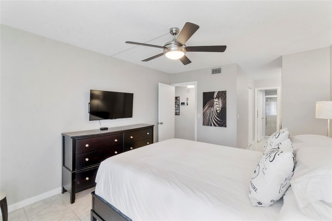 MEADOWRIDGE CONDOS - Residential