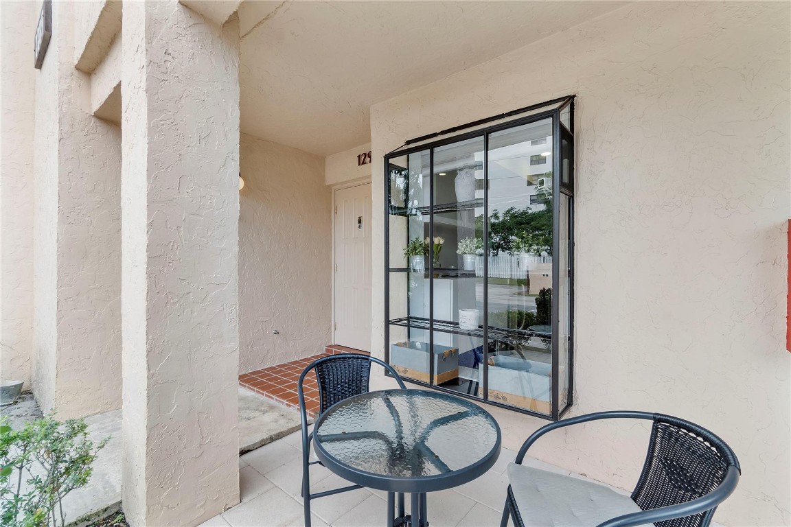 MEADOWRIDGE CONDOS - Residential