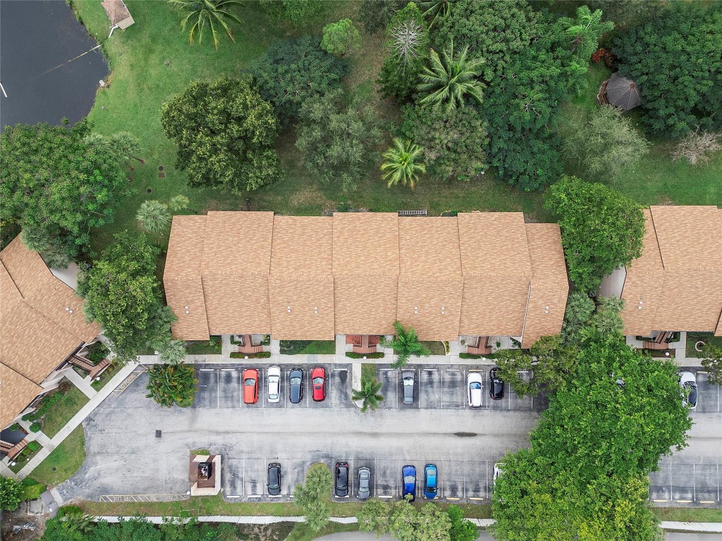 MEADOWRIDGE CONDOS - Residential