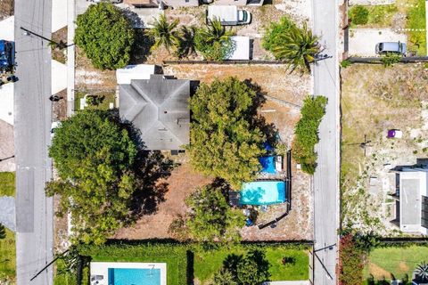 617 SE 2nd Avenue Delray Beach FL 33483
