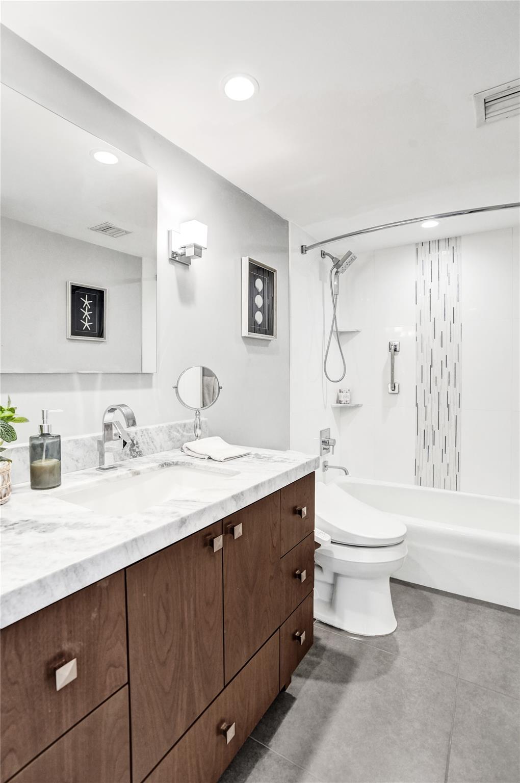 Corinthian - Residential