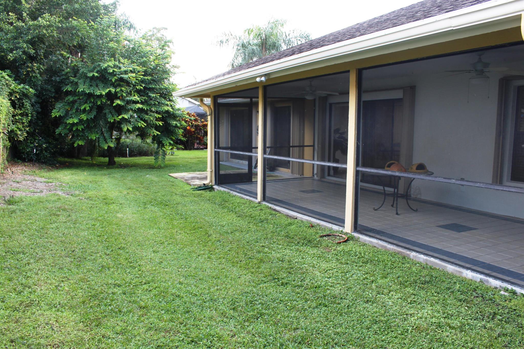 SUGAR POND MANOR OF WELLI - Residential Lease