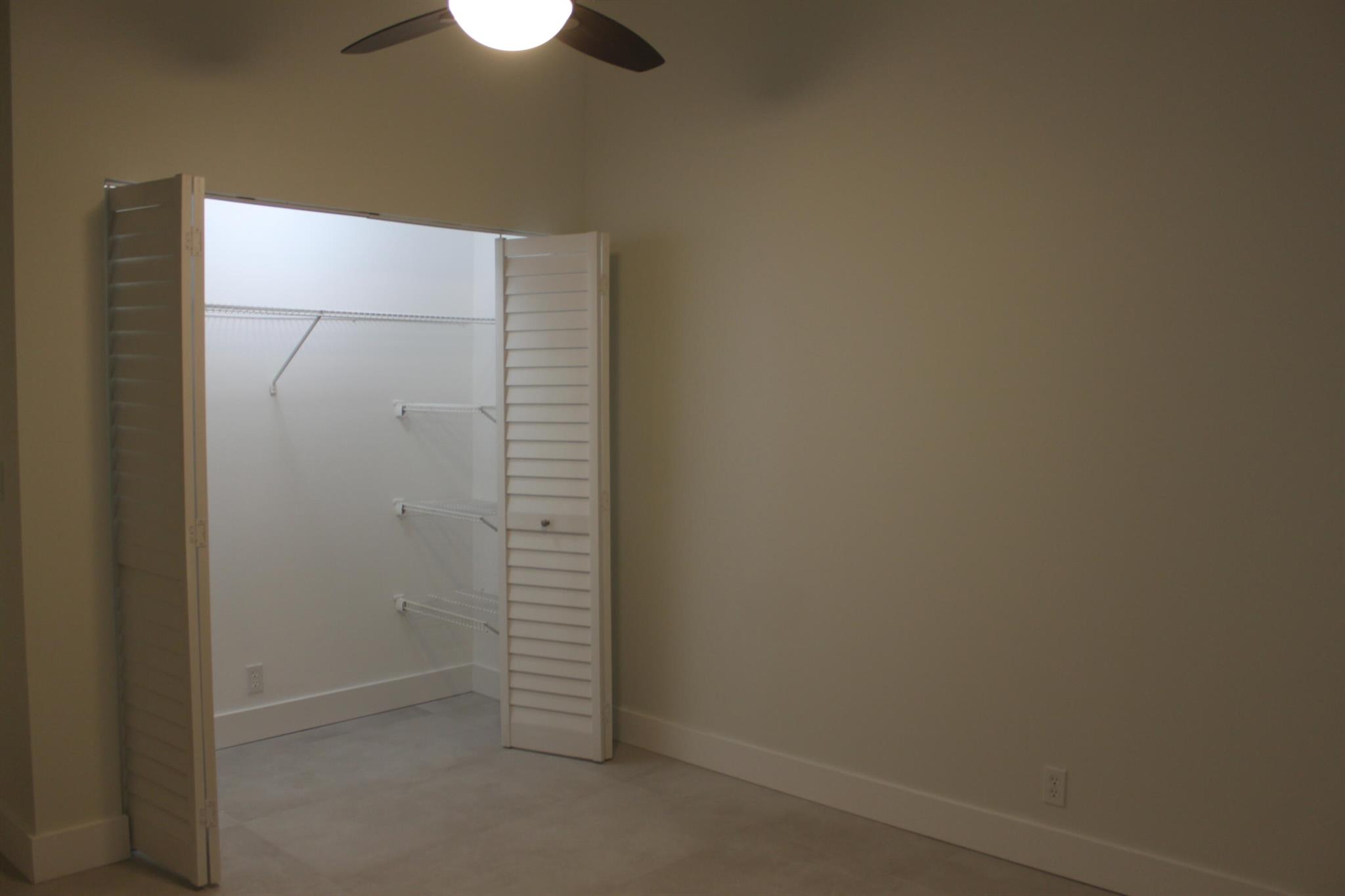 SUGAR POND MANOR OF WELLI - Residential Lease