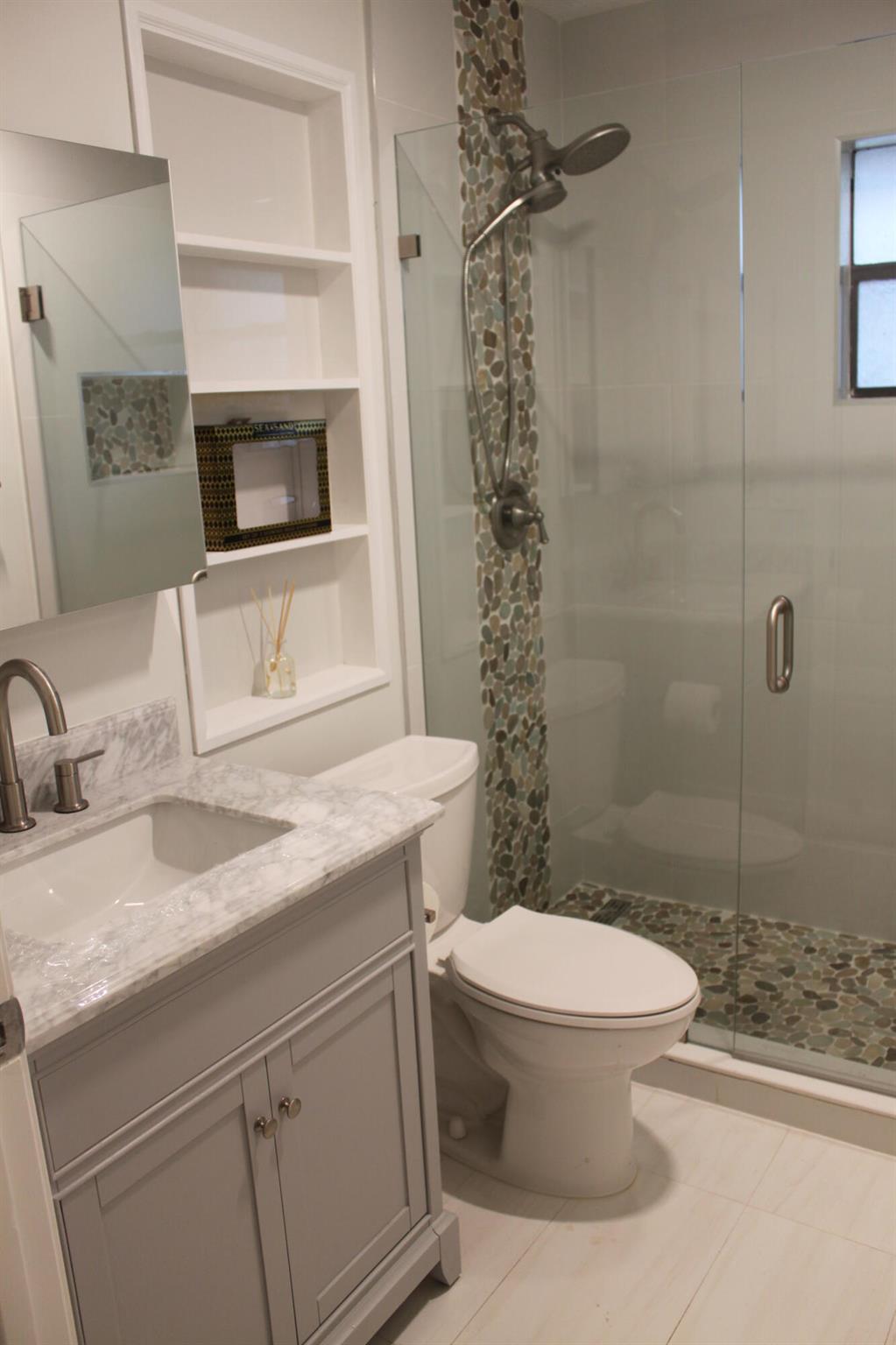 SUGAR POND MANOR OF WELLI - Residential Lease