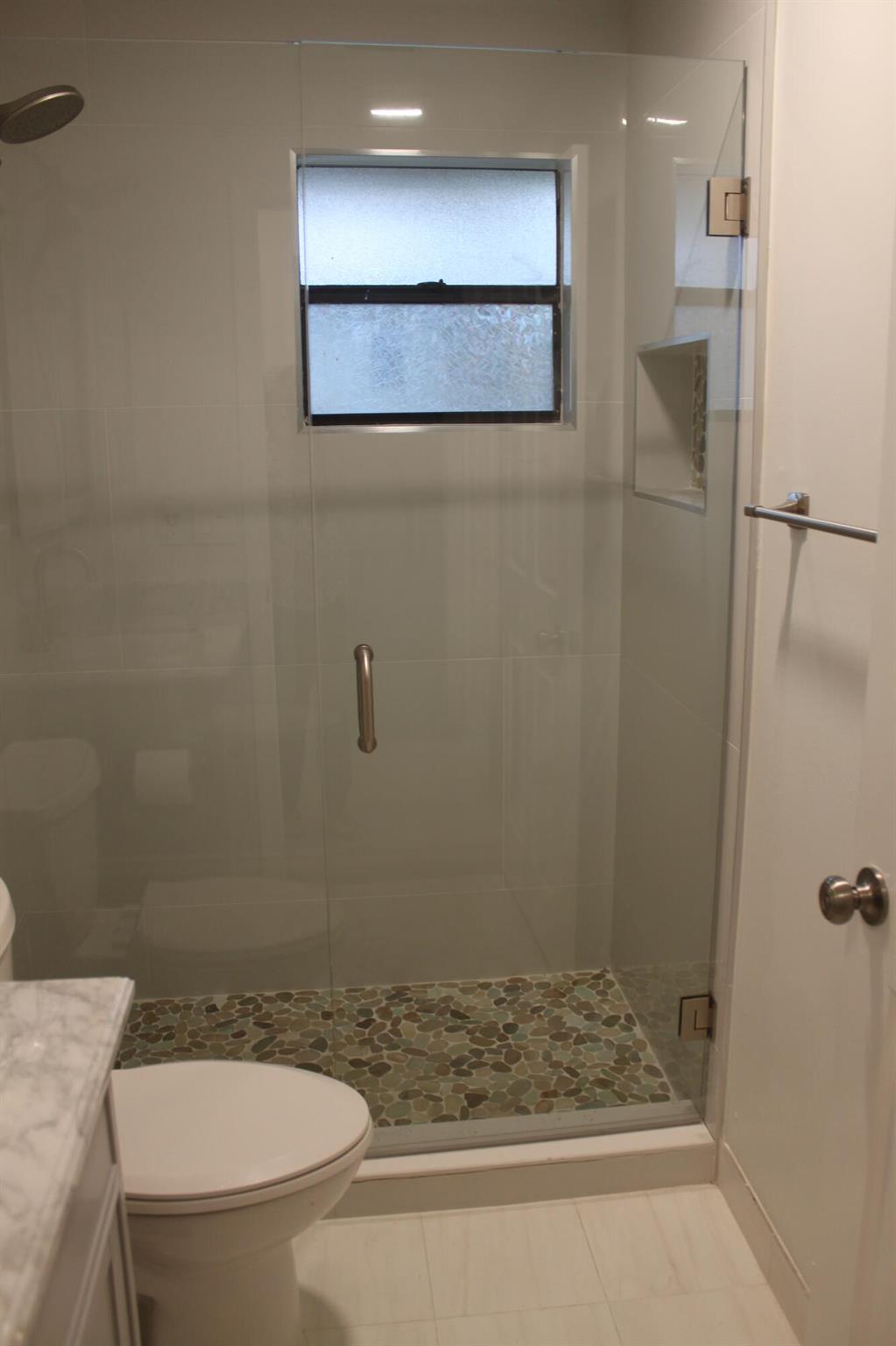 SUGAR POND MANOR OF WELLI - Residential Lease