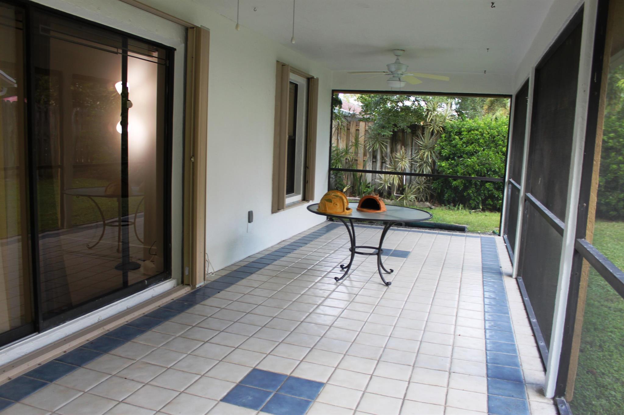 SUGAR POND MANOR OF WELLI - Residential Lease