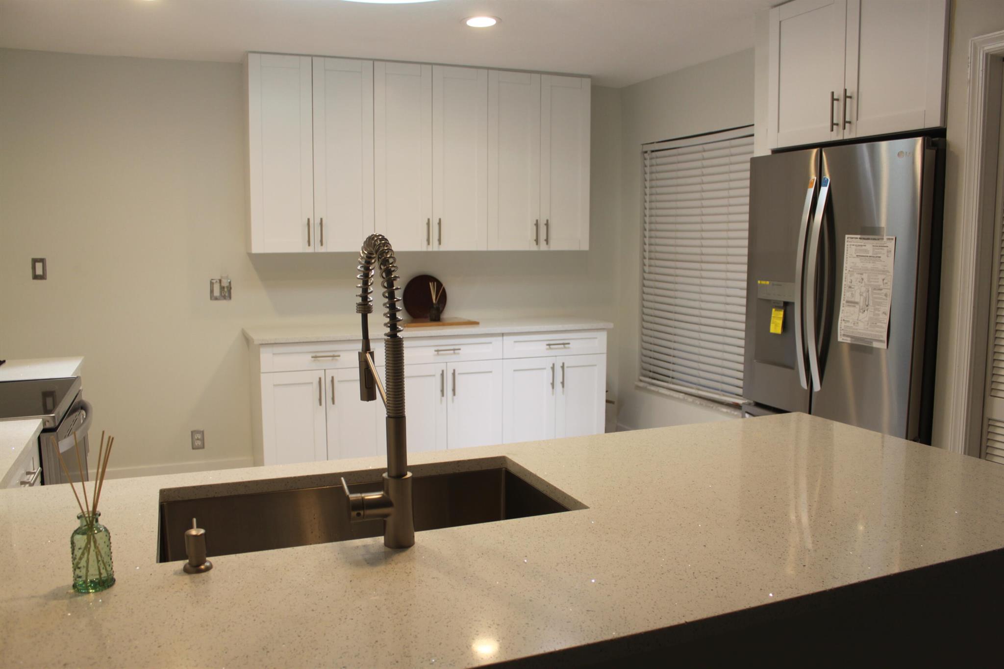 SUGAR POND MANOR OF WELLI - Residential Lease