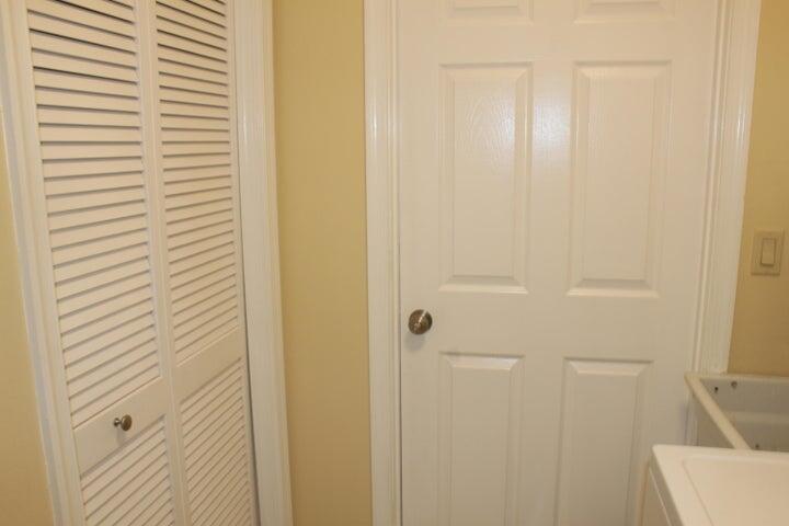 SUGAR POND MANOR OF WELLI - Residential Lease