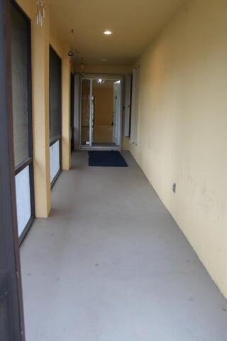 SUGAR POND MANOR OF WELLI - Residential Lease