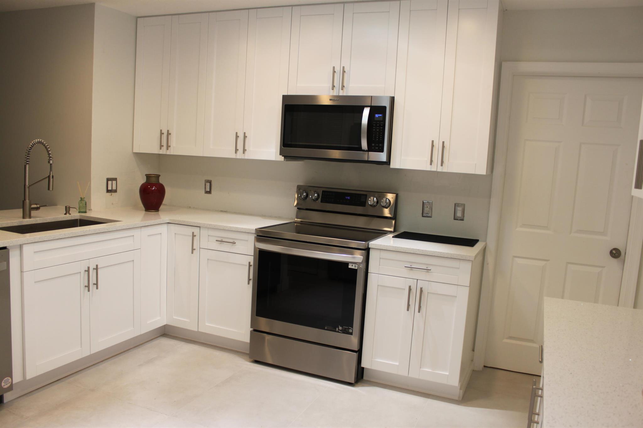 SUGAR POND MANOR OF WELLI - Residential Lease