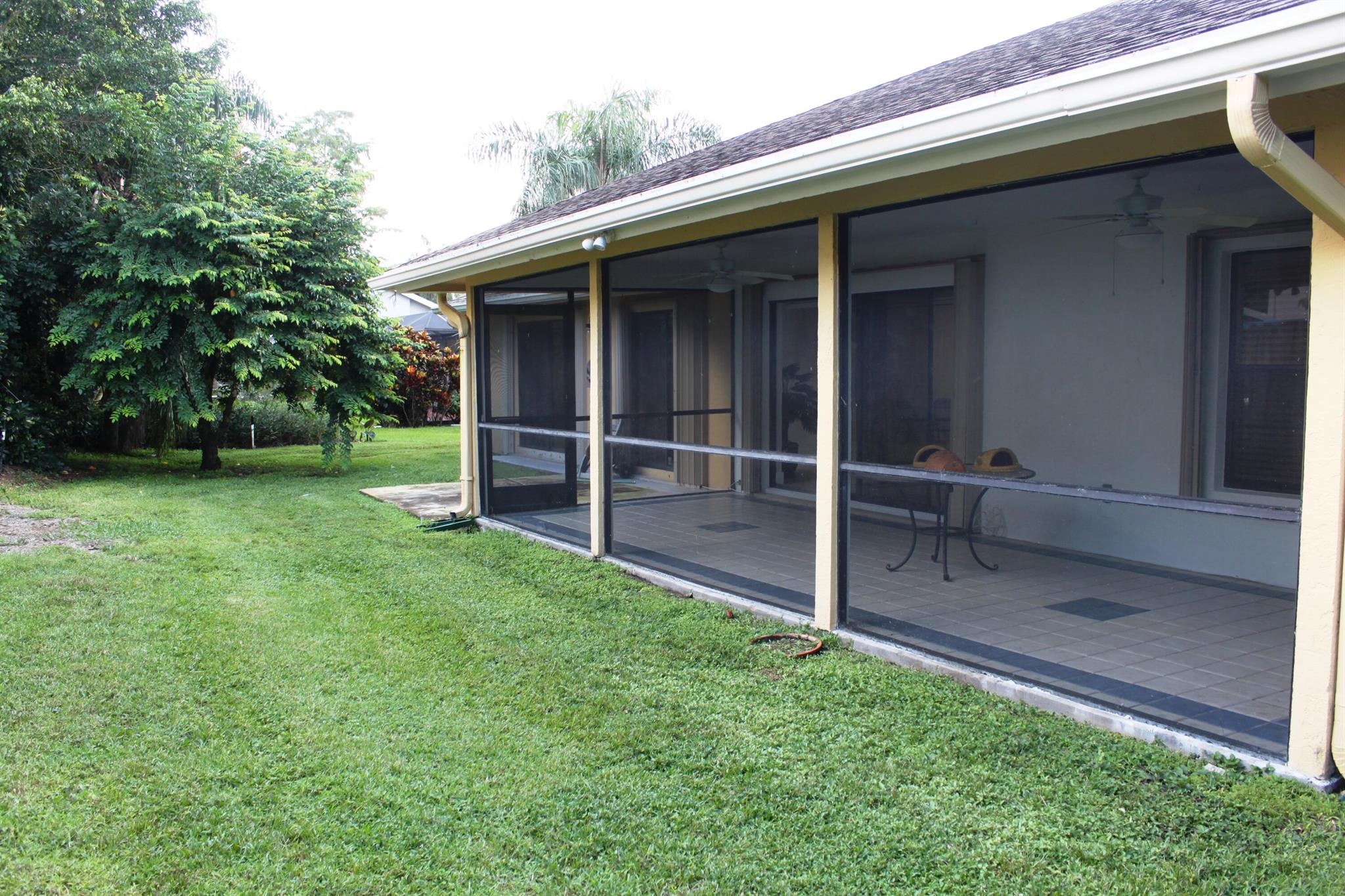 SUGAR POND MANOR OF WELLI - Residential Lease