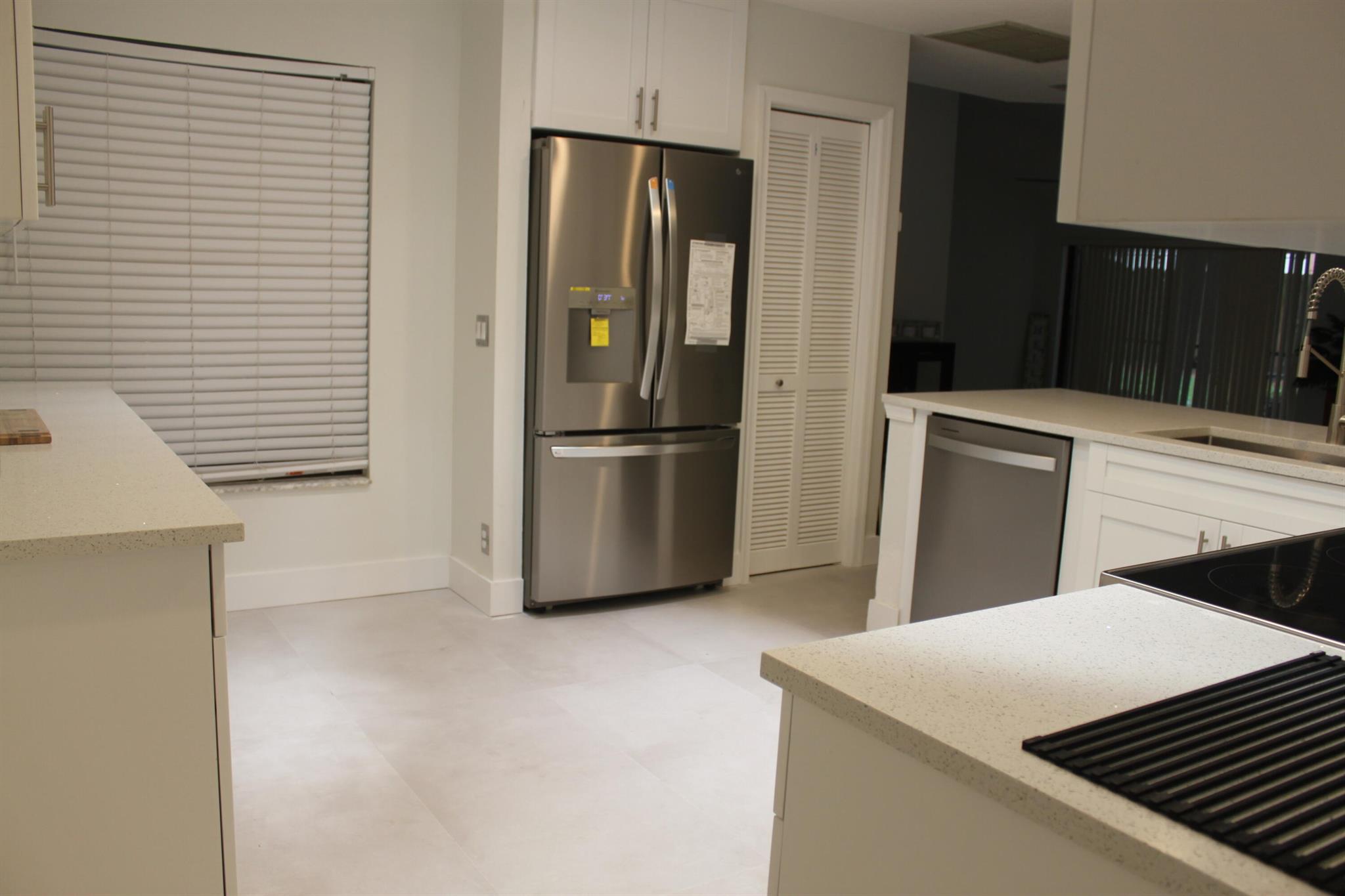 SUGAR POND MANOR OF WELLI - Residential Lease