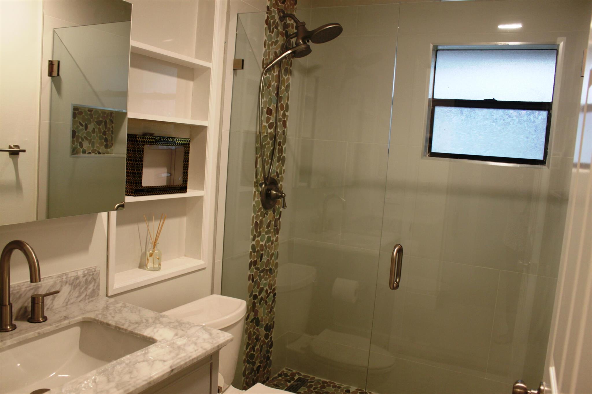 SUGAR POND MANOR OF WELLI - Residential Lease