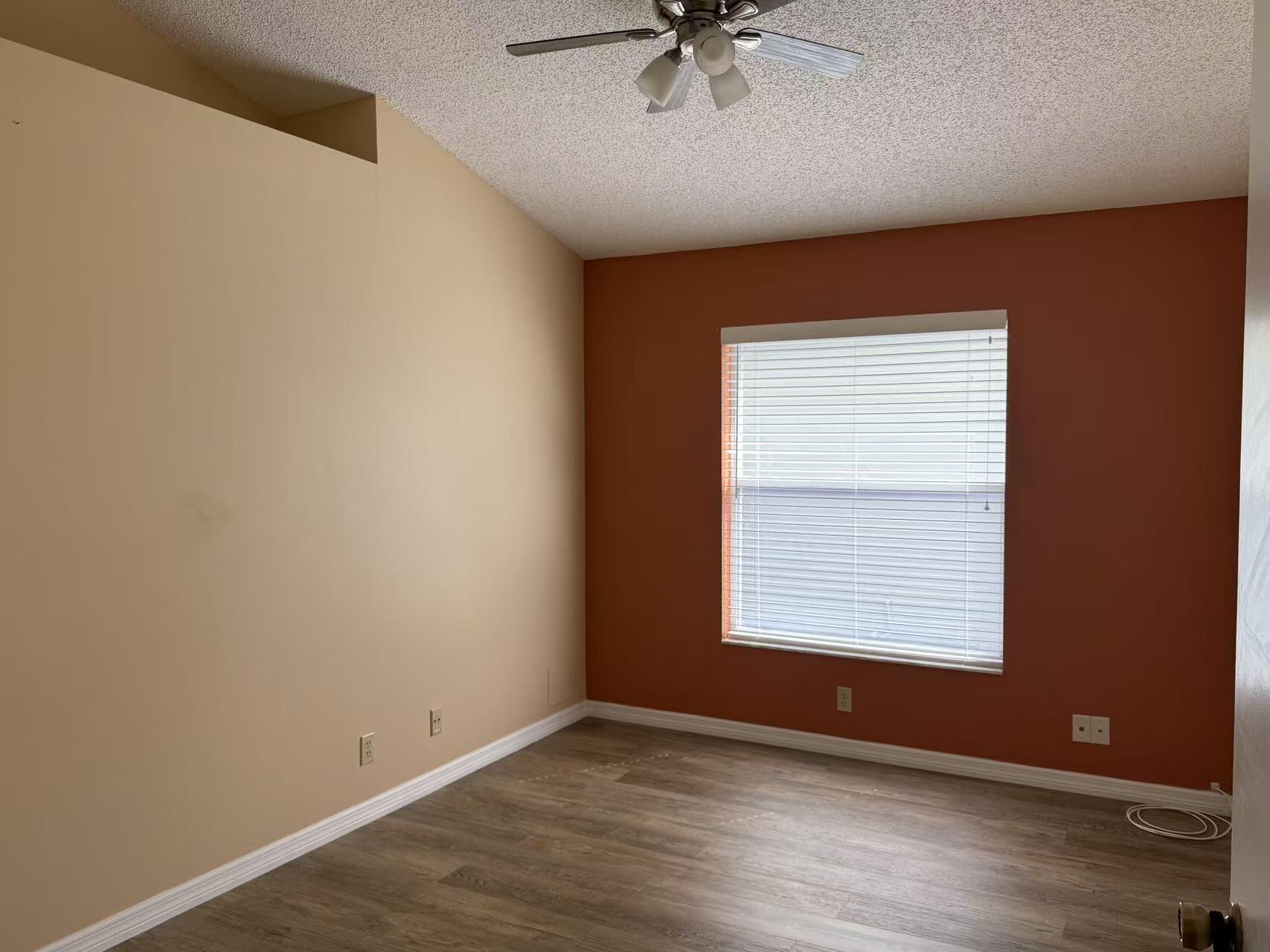 FAIRWAY COVE OF WELLINGTON - Residential