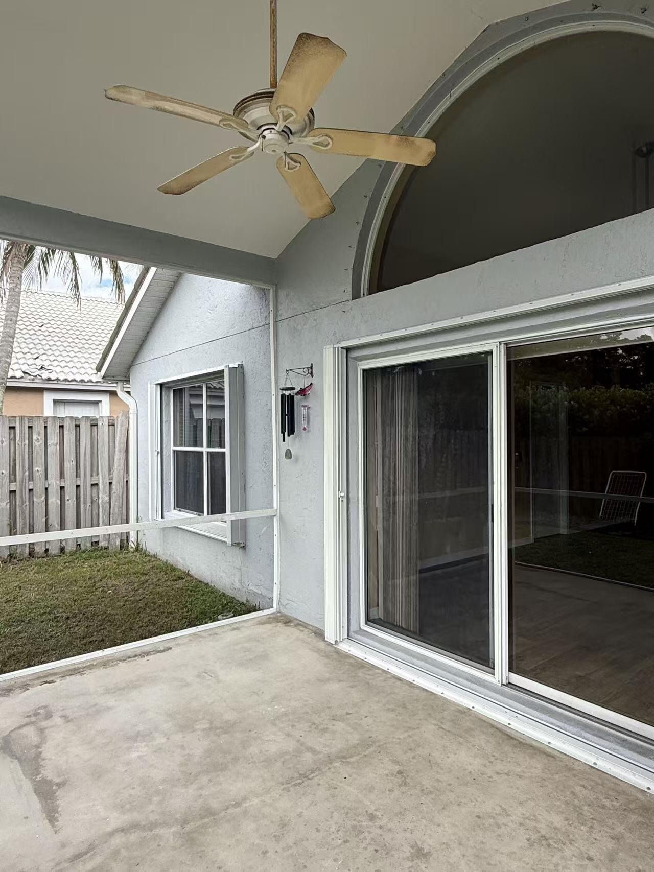 FAIRWAY COVE OF WELLINGTON - Residential