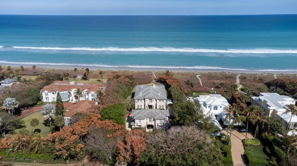 19 N BEACH RD, HOBE SOUND, FL 33455 - Image ea60b6c2b7ba280dfe7113f9c4ca2ff6/2699530254