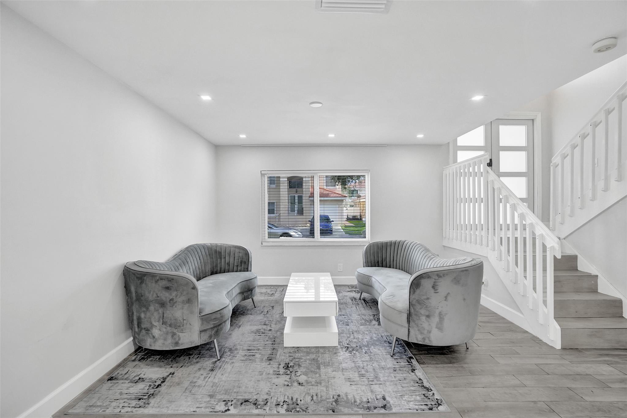 7375 Cypress Dr