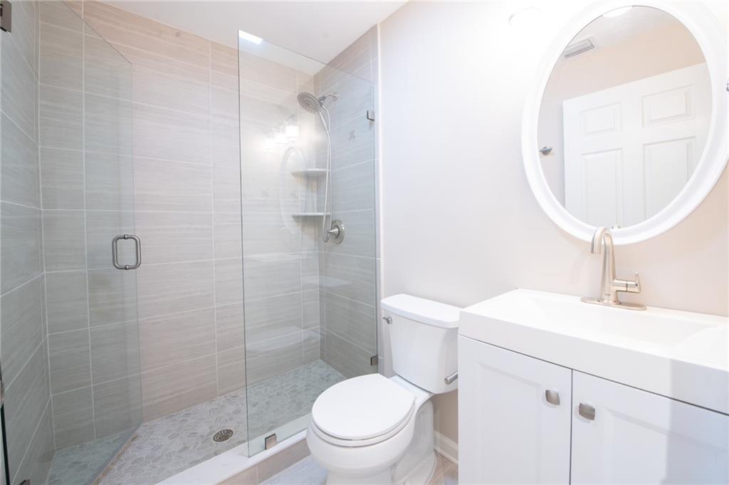 Middle River Manor Add 38 - Residential