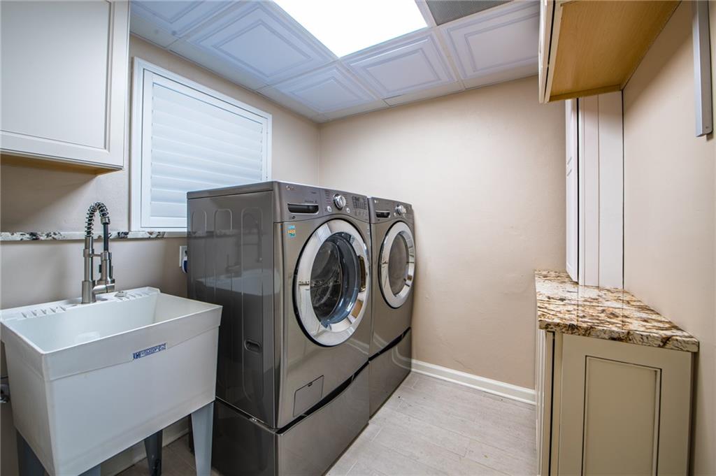 Middle River Manor Add 38 - Residential