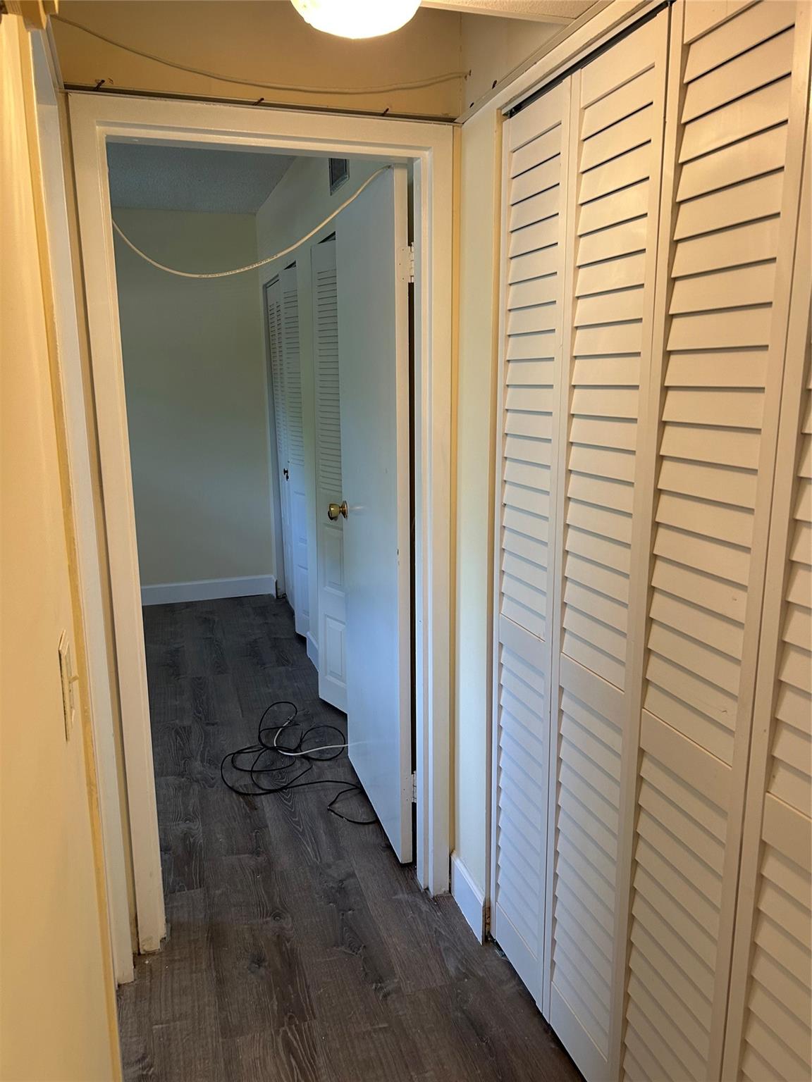 Oriole Golf & Tennis Club - Residential Lease