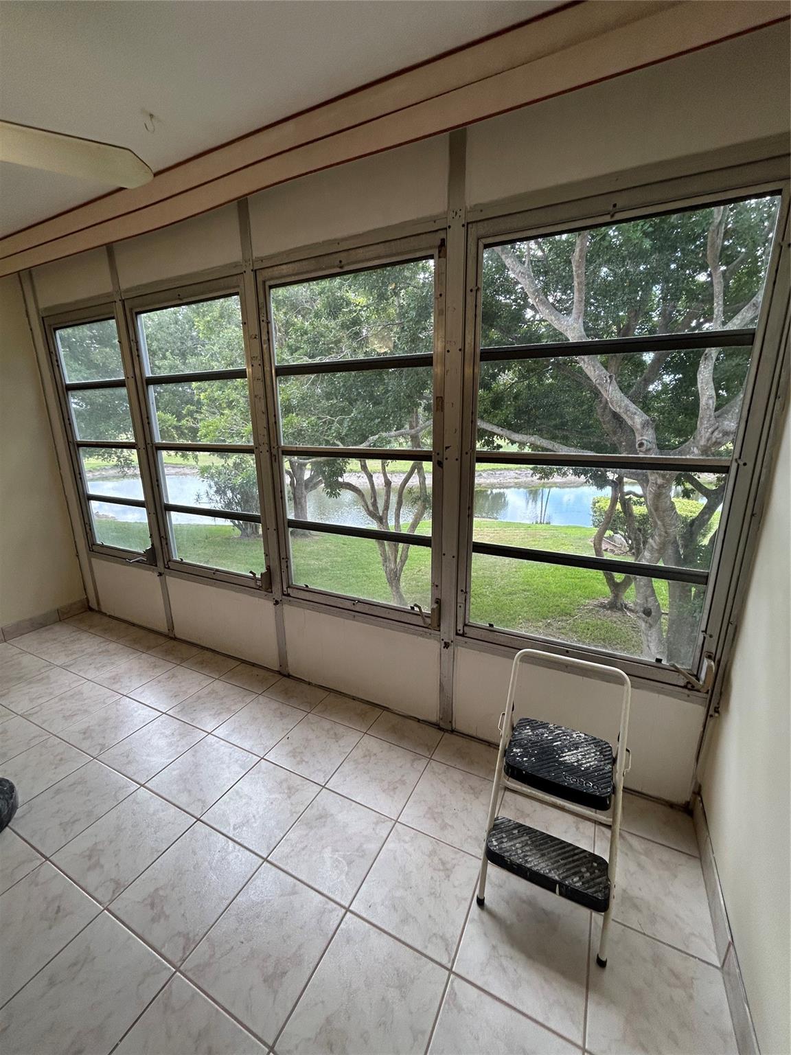 Oriole Golf & Tennis Club - Residential Lease