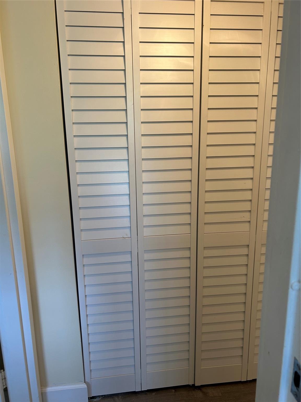 Oriole Golf & Tennis Club - Residential Lease