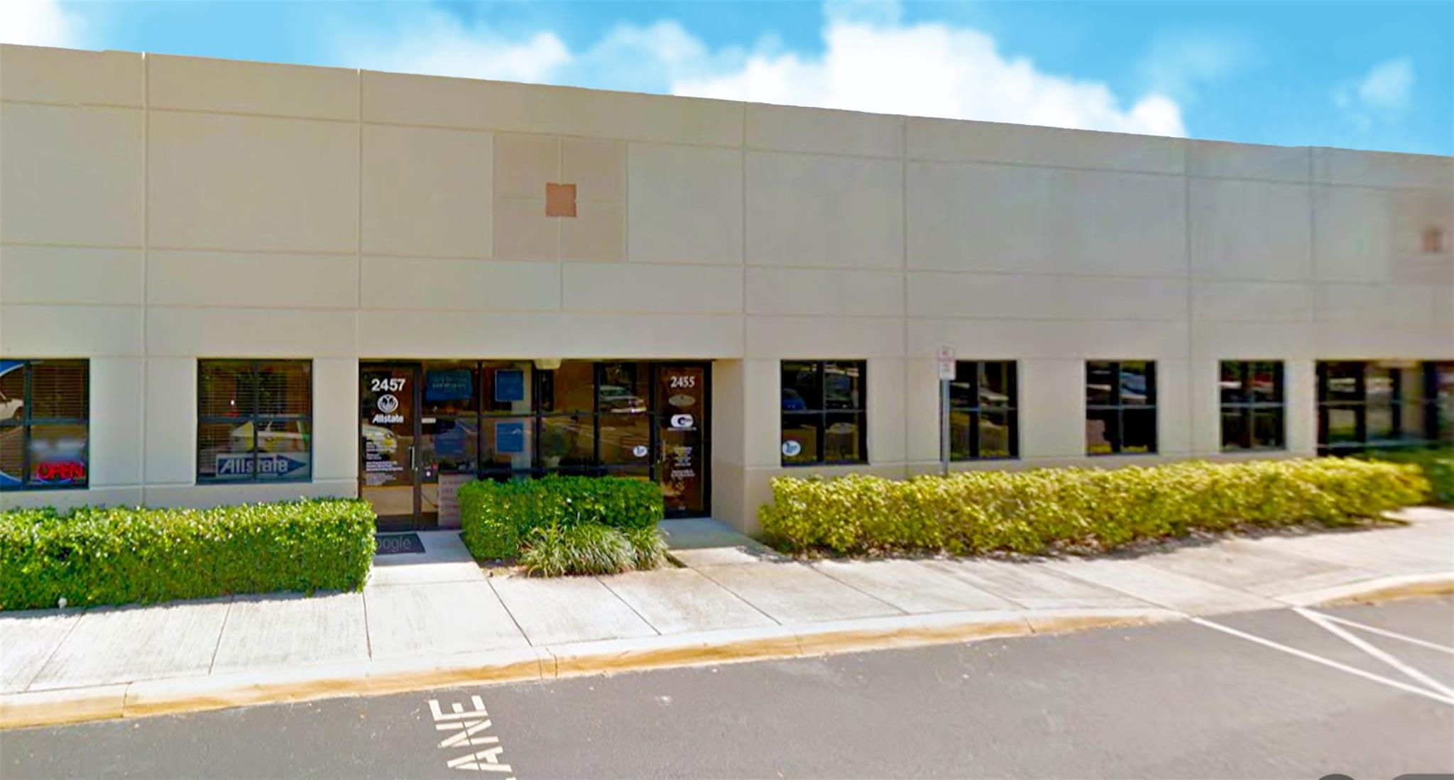FOR SALE: Office/Warehouse in Boynton Beaches West Quantum Plaza. Unit is approximately 1,350 +/SQFT with roll up garage door (10x12), 4 offices, 1 small kitchen, and 1 restroom. Current layout is about 30 percent warehouse, and remaining is office space. There are monthly association fees of approximately $292.27