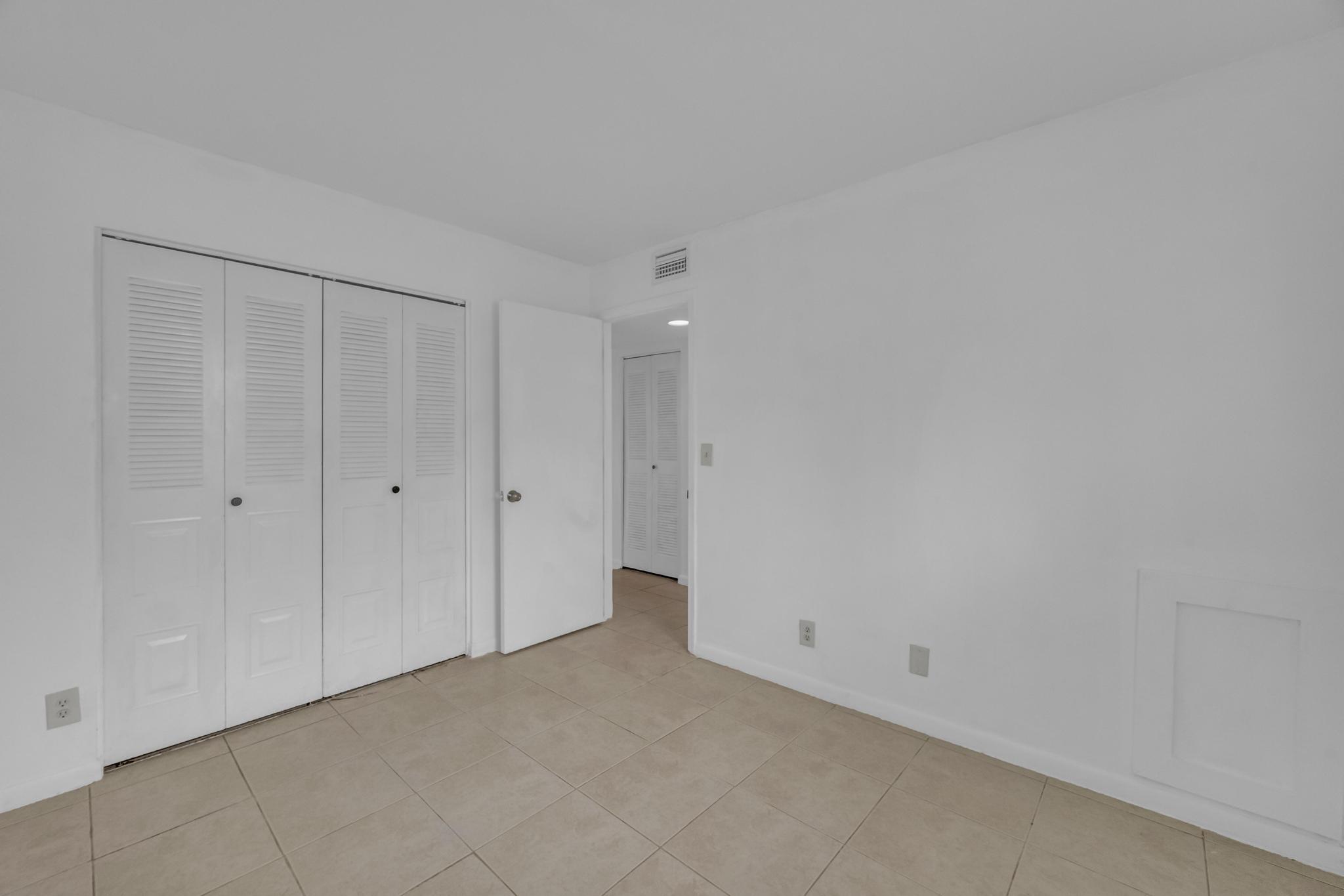 MIDPORT PLACE II, A CONDOMINIUM - Residential