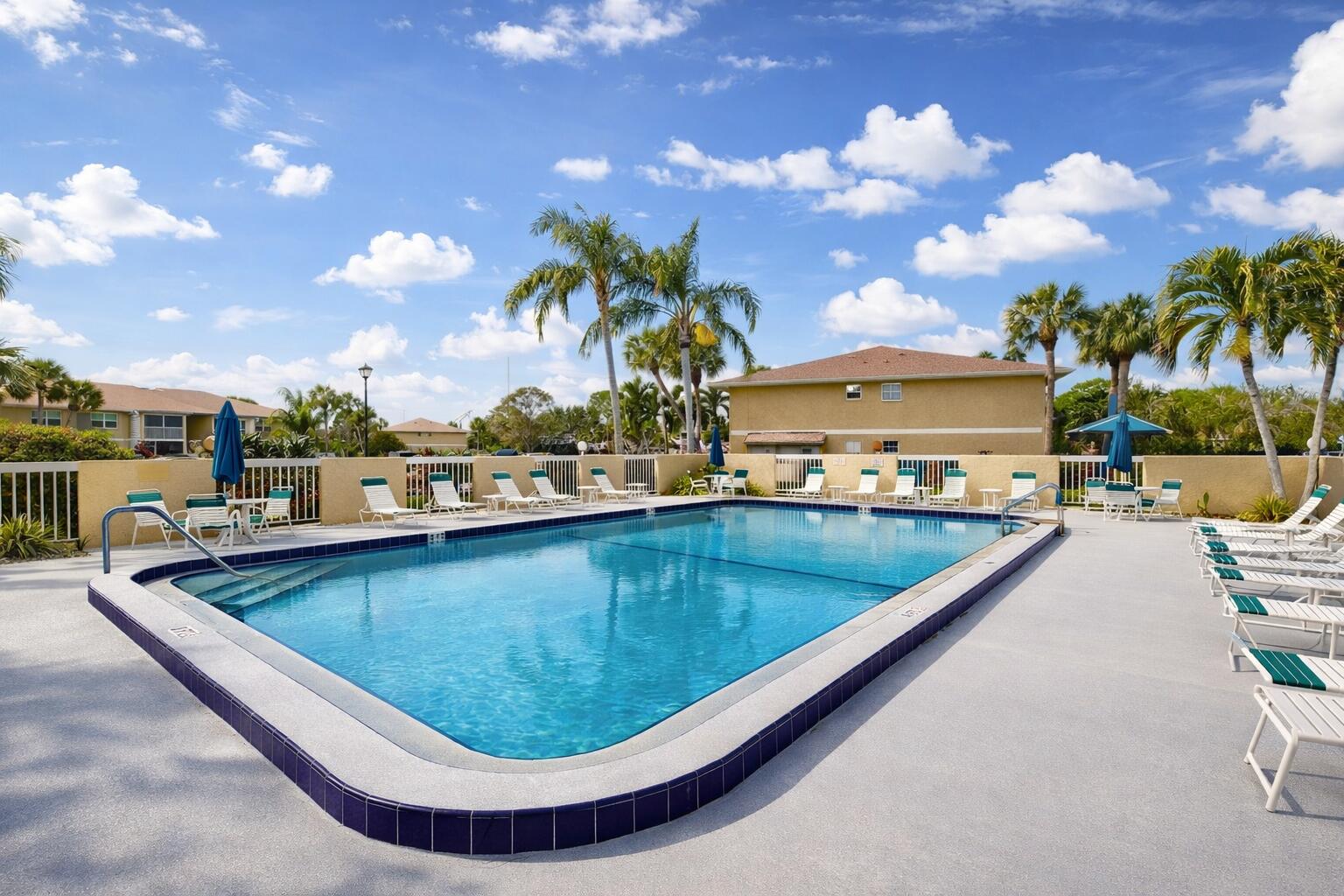 MIDPORT PLACE II, A CONDOMINIUM - Residential