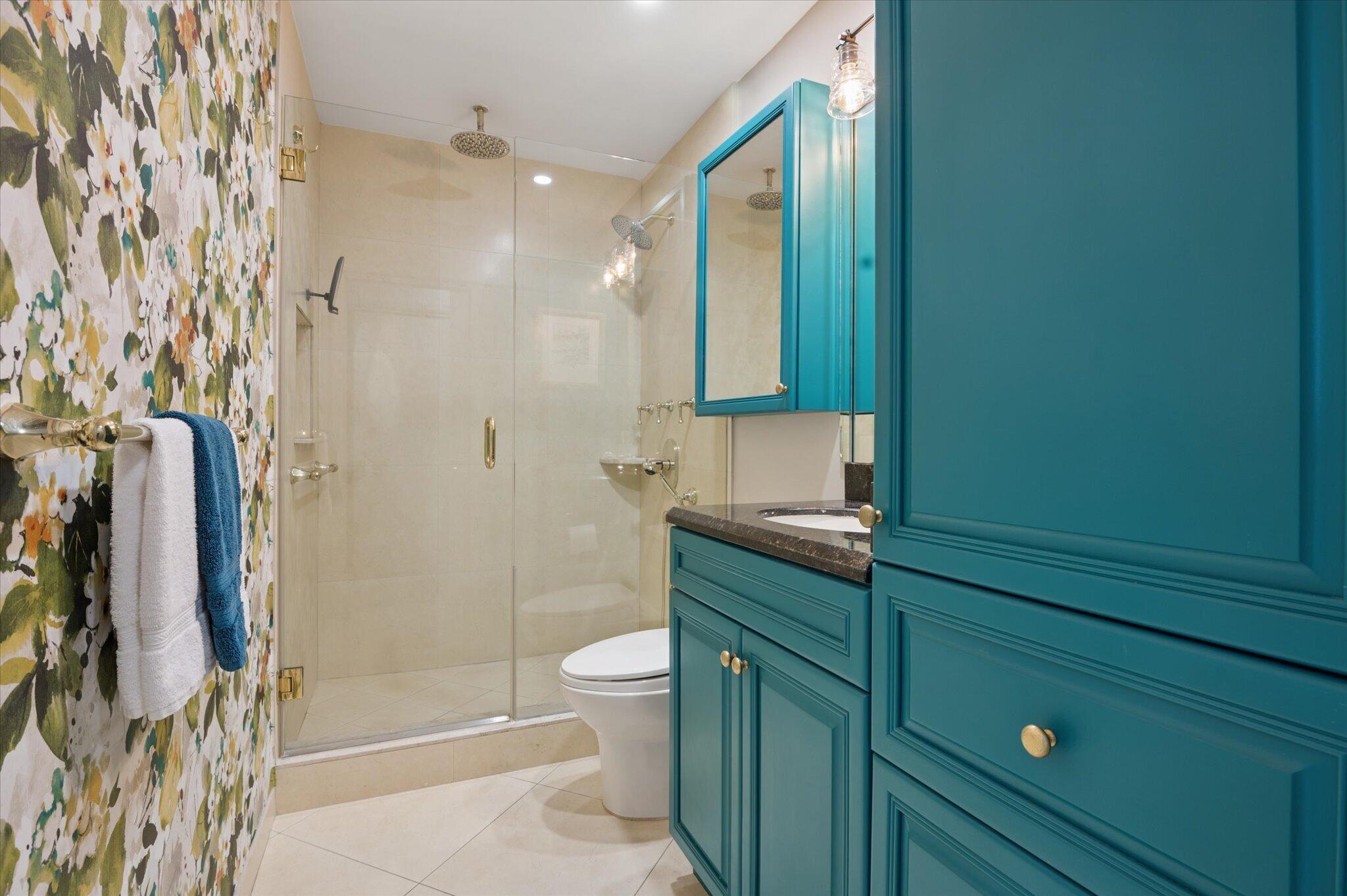 6431 Bay Club Drive 3