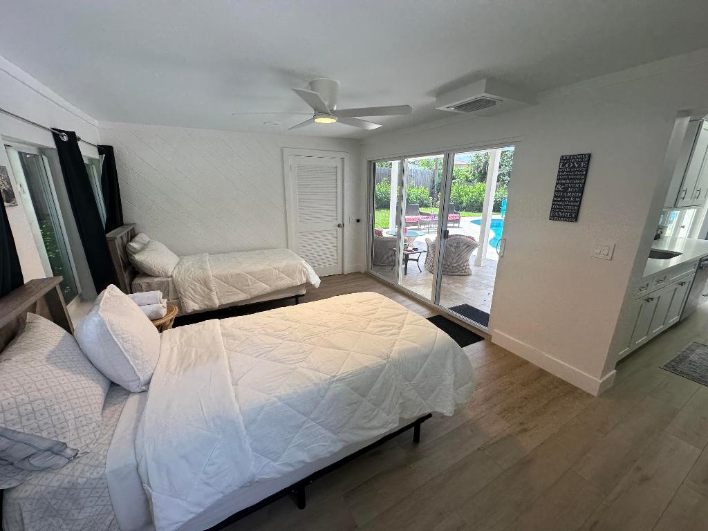 Lake Osborne Estates - Residential Lease