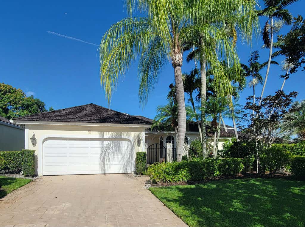 Photo of 2539 Muir Circle, Wellington, FL 33414 (MLS # B26049639)