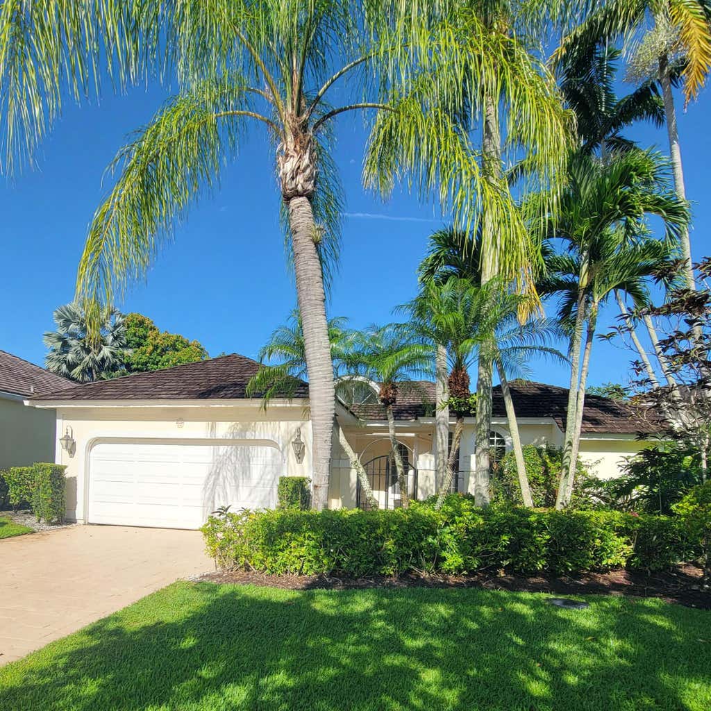 Photo of 2539 Muir Circle, Wellington, FL 33414 (MLS # B26049639)