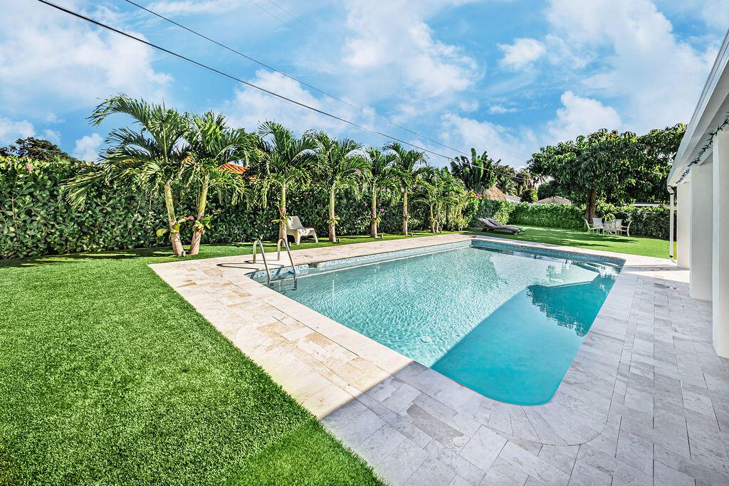 PALM RIDGE ESTATES 2 - Residential