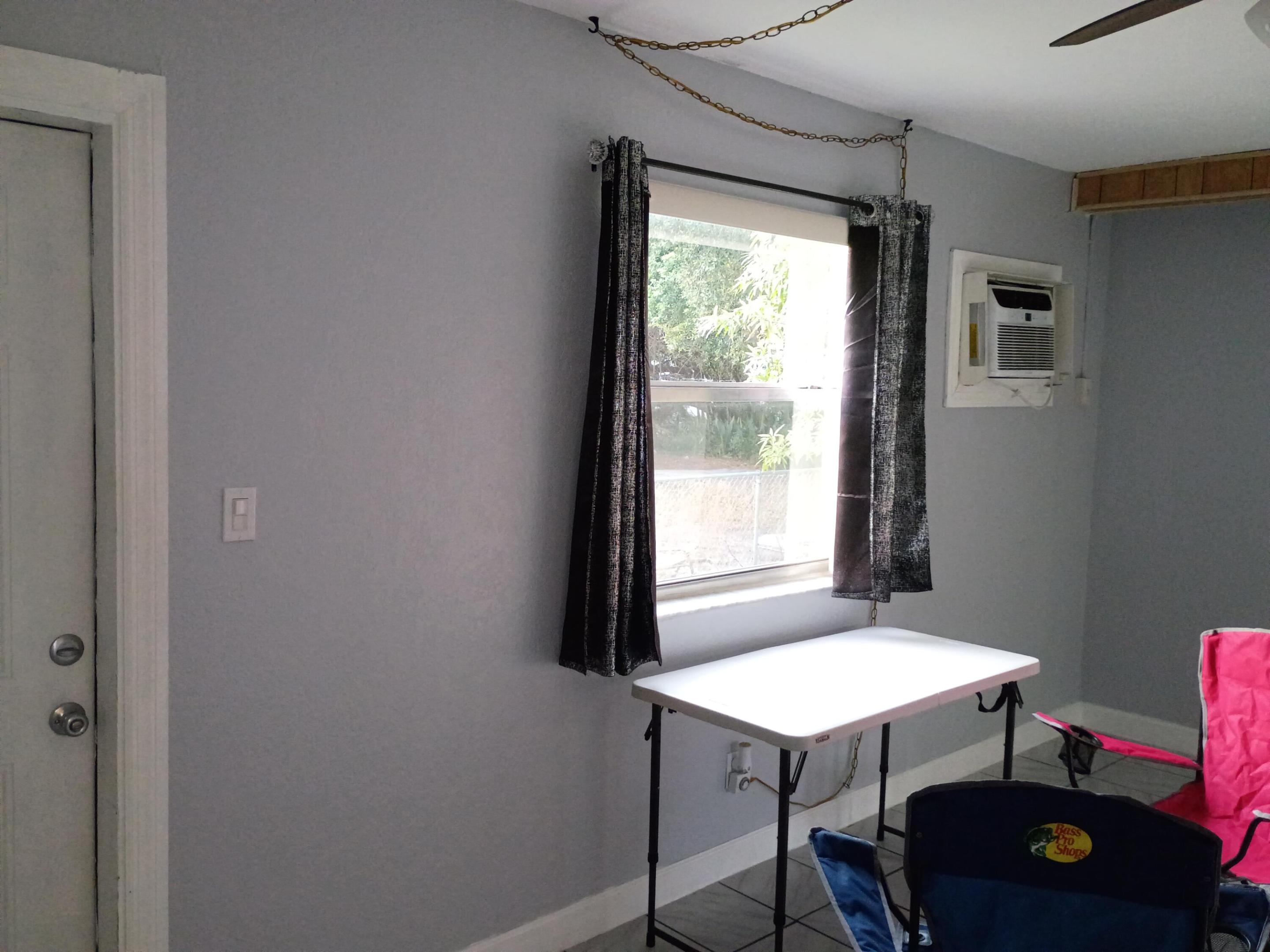 DIXIE GARDENS - Residential Lease