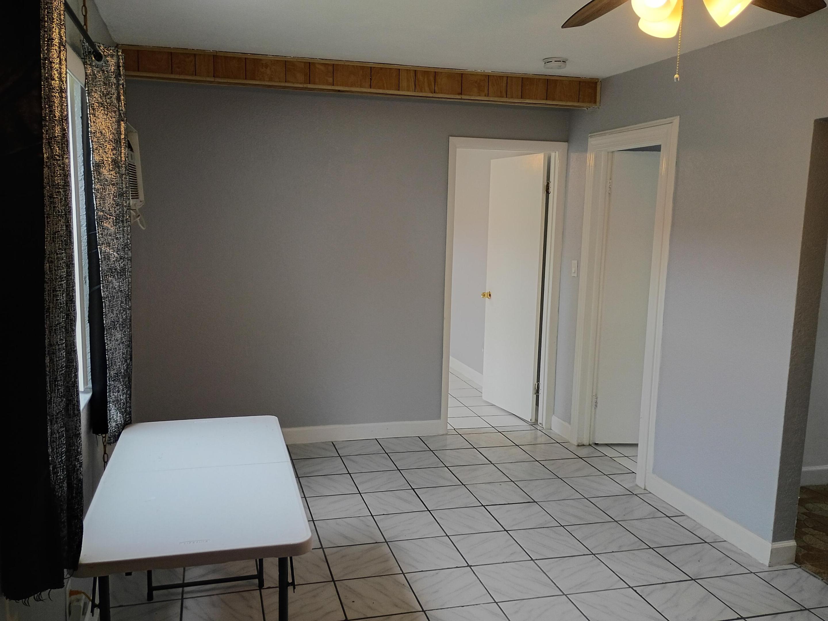 DIXIE GARDENS - Residential Lease