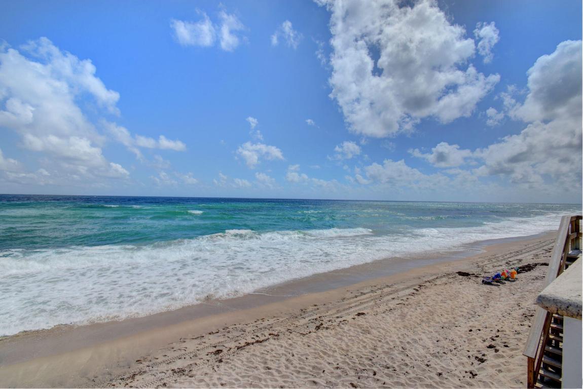 BARCLAY CONDO - Residential