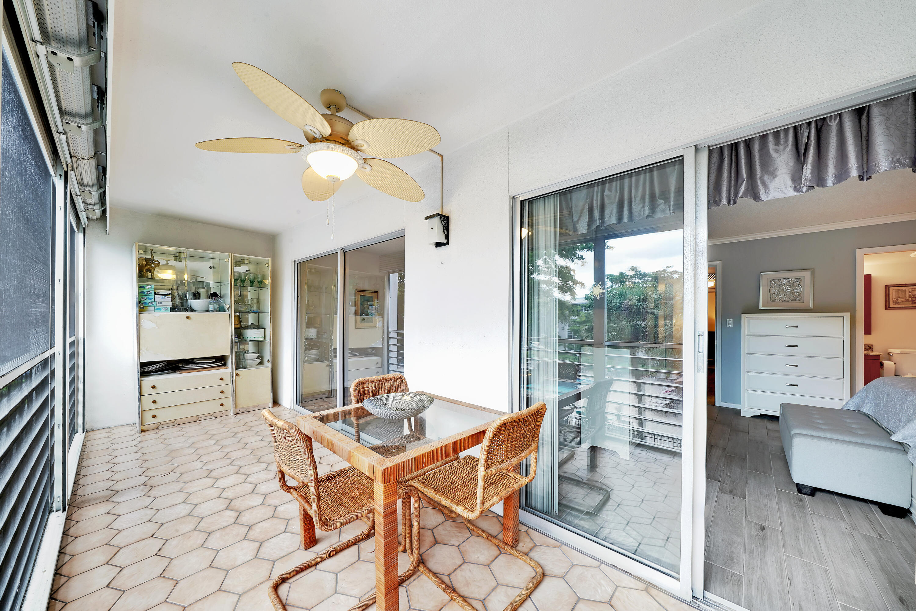 GRANADA VILLAGE C CONDO - Residential