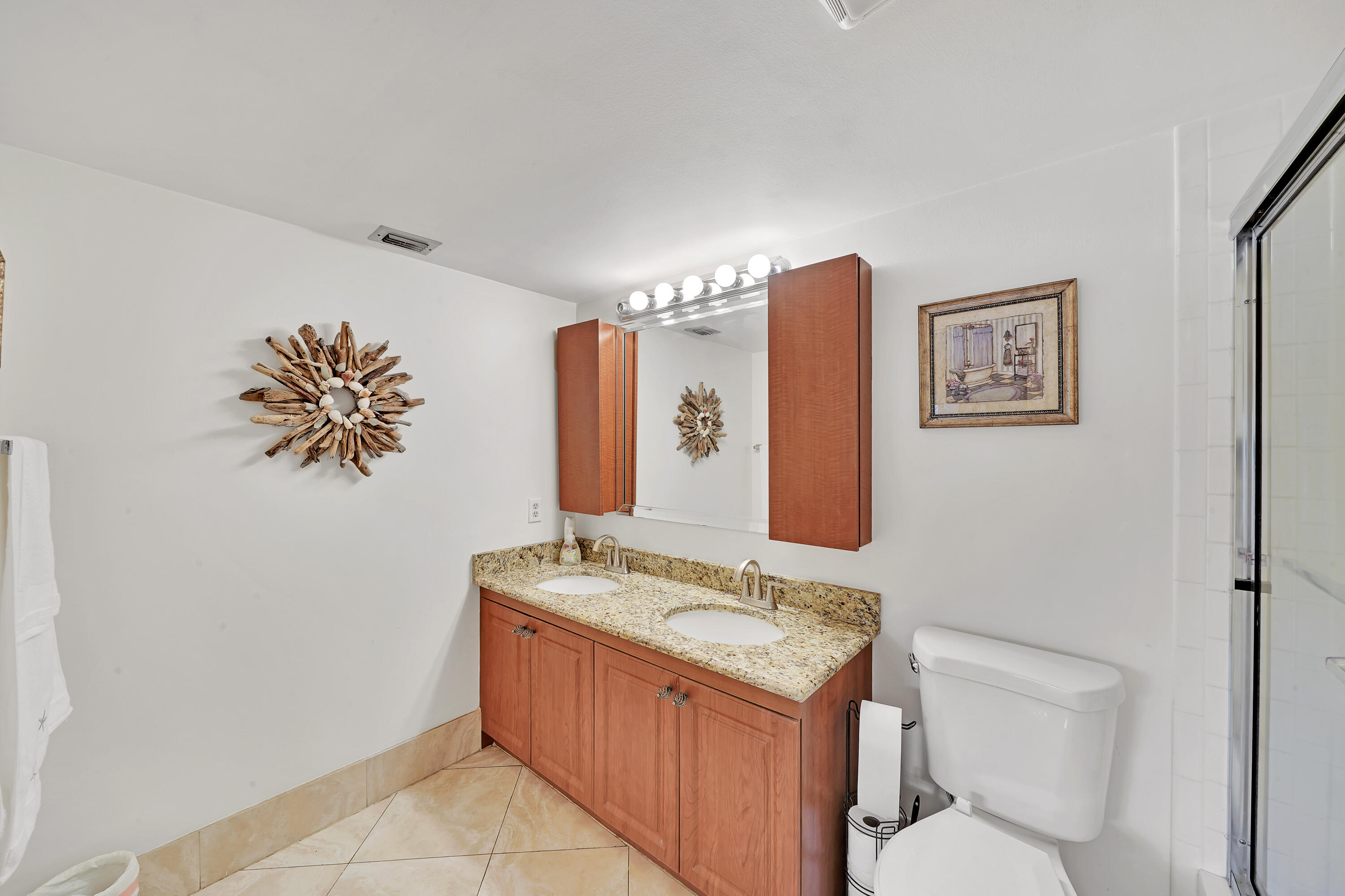 GRANADA VILLAGE C CONDO - Residential