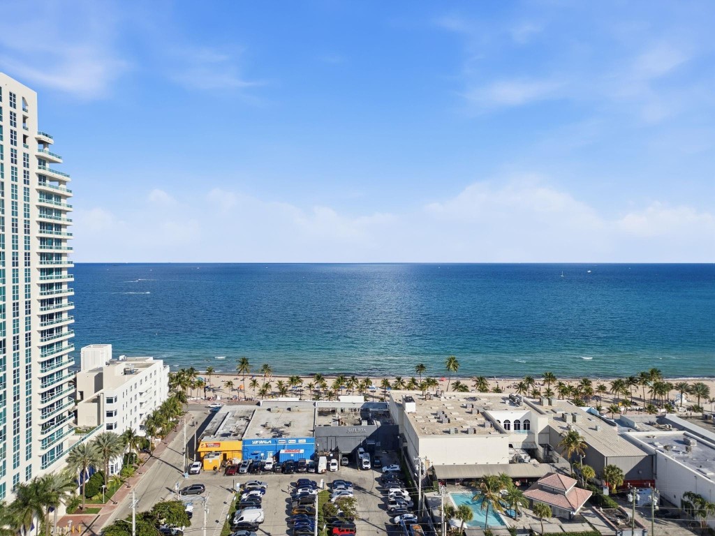 LEISURE BEACH - Residential