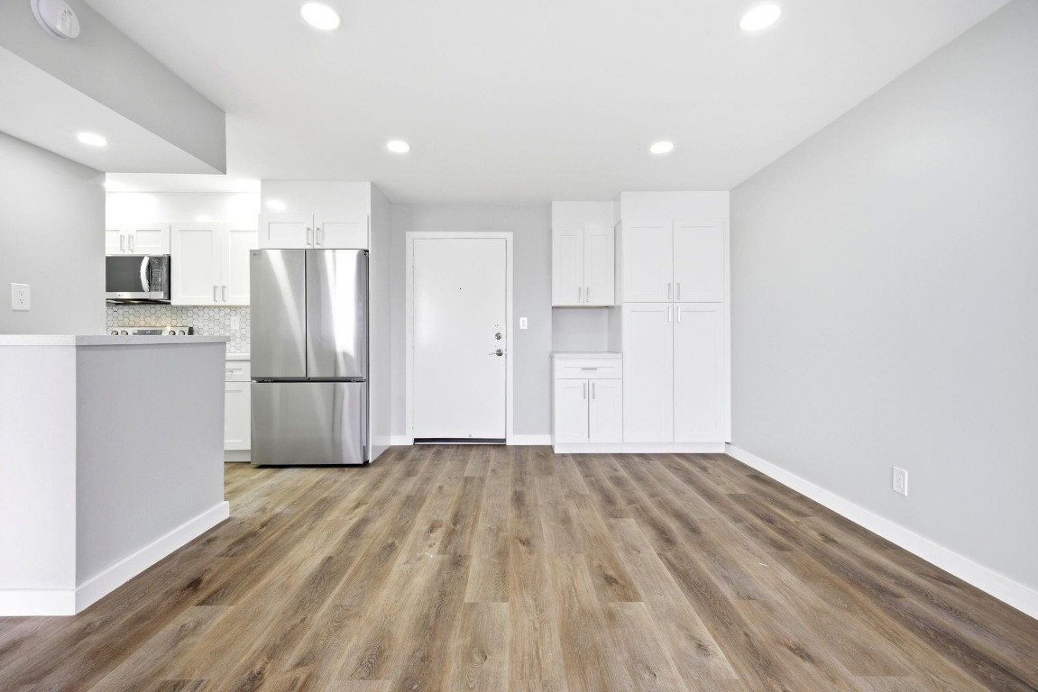 LEISURE BEACH - Residential