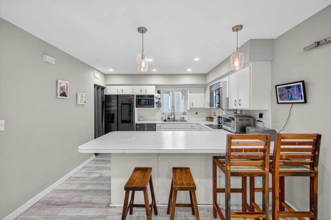 Coral Brook 37-18 B - Residential