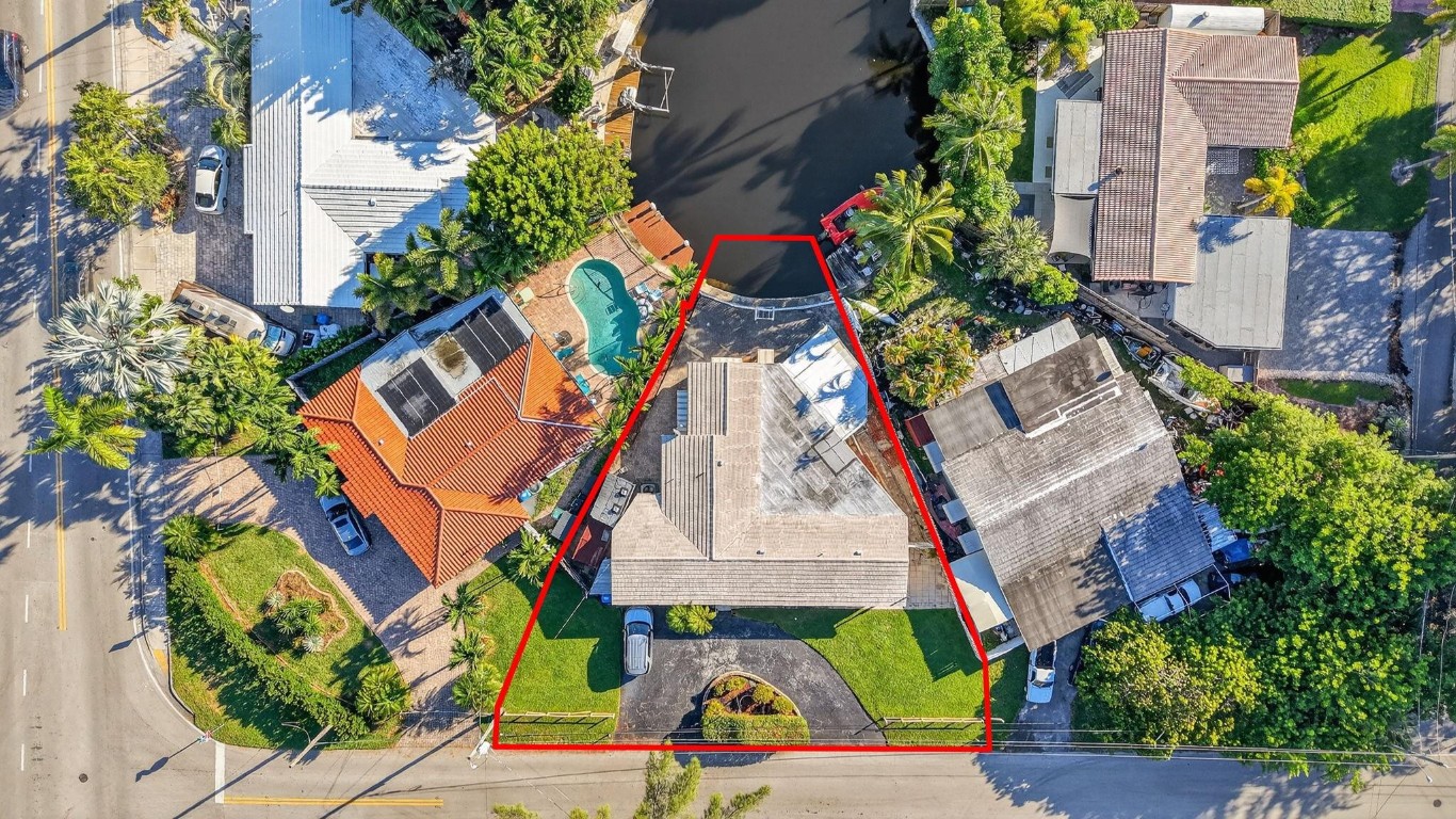 Coral Brook 37-18 B - Residential